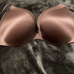 Victoria’s Secret Plum Push-up 38C